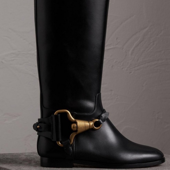 Burberry Equestrian detail Leather Boot - Picture 3 of 8